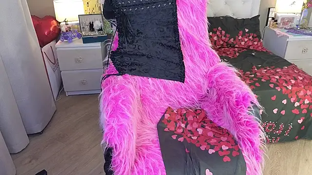 RoxalanaStar élő XXX-chatje