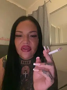 _MelinaCurves_ Adlı Modelin Canlı XXX Sohbeti