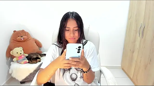 Ciara8's Live XXX Chat