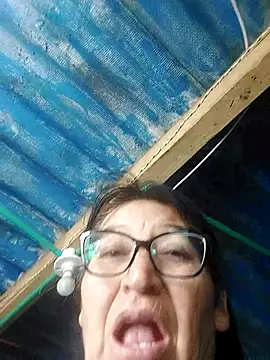 clarita_01 在線直播表演