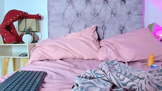 Skye_Moore's Live XXX Chat