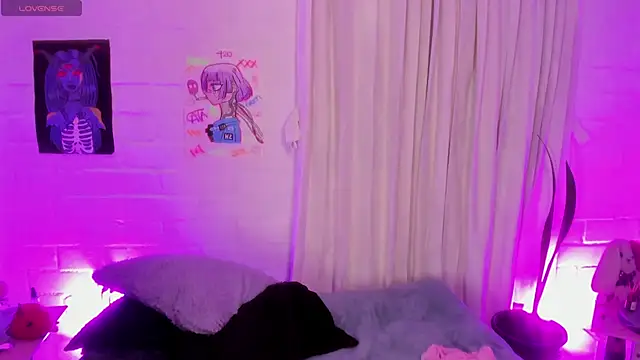 Cata_green: διαδικτυακό σόου στην κάμερα