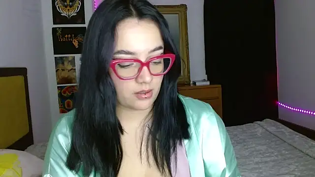 Nova-Satela's Live XXX Chat