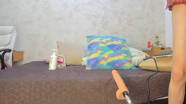 kamilla_rossi's Webcam Show