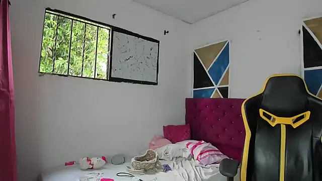 โชว์เว็บแคมของ emily_stars1