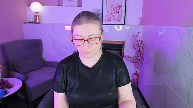 AlexandraKind Live XXX-Chat