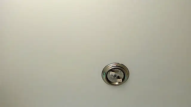 canelleGarces' Live XXX Chat