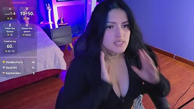 sari_belle: онлайн-секс-чат