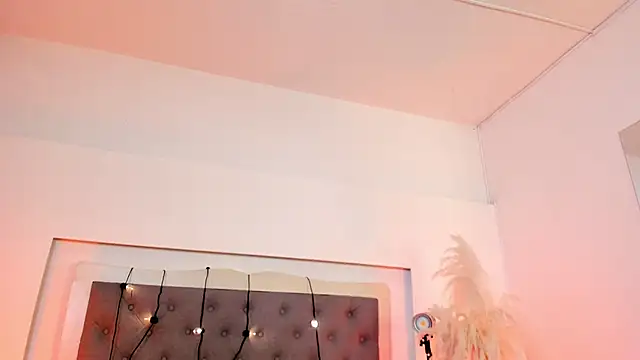 lea_walkerr Chat XXX live