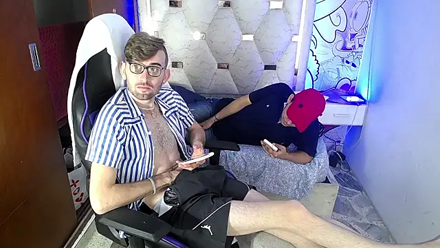 Chat +18 de Top_and_bottom ao vivo