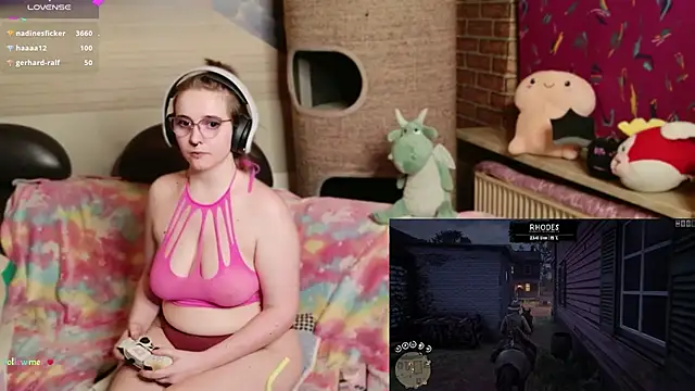 GamerGirl_Eve Adlı Modelin Canlı XXX Sohbeti