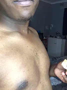 Redfucks333 Adlı Modelin Canlı XXX Sohbeti