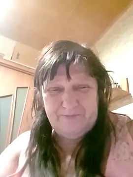 Apeesynka55211 Adlı Modelin Canlı XXX Sohbeti