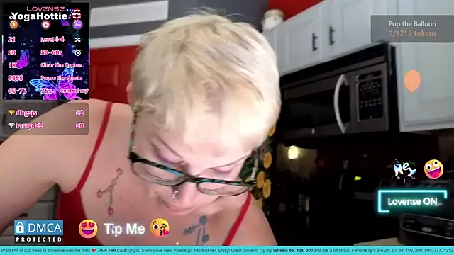 YogaHottie76 Chat XXX live