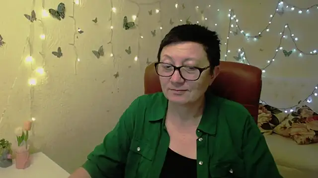 EmilyL0ve: απευθείας συνομιλία ΧΧΧ