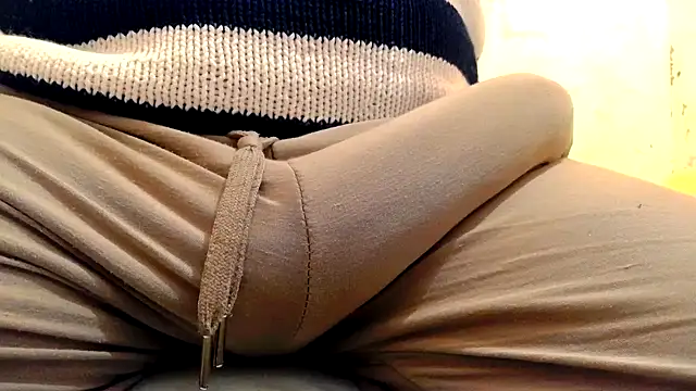 gae89tano Adlı Modelin Canlı XXX Sohbeti