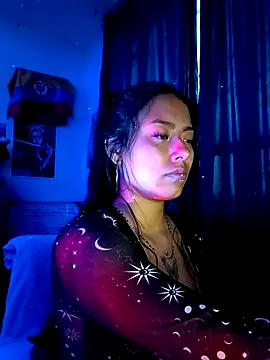 Katta_ossa Chat XXX live