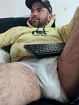 Chat XXX Live hairyandbigmann