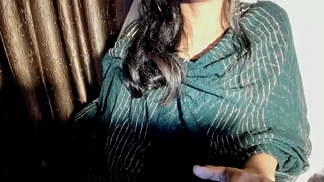 TheShyGirl_'s Live XXX Chat