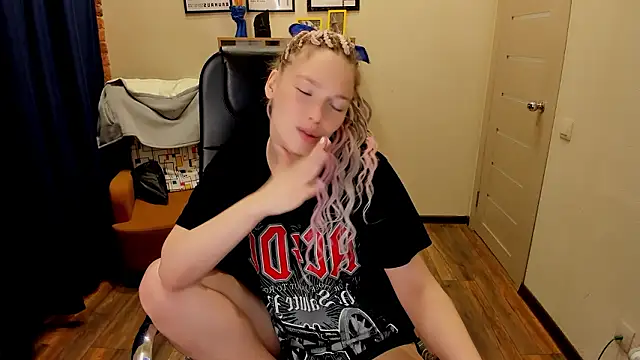 _fiona_Love Live XXX-Chat