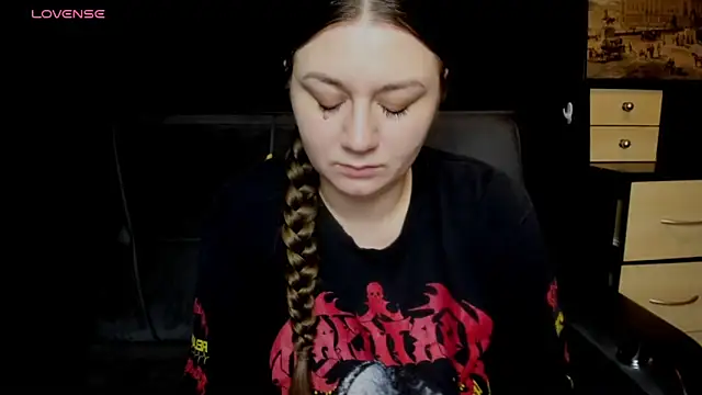 AlisaBacker 即時 XXX 聊天