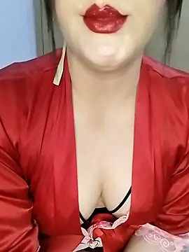 Rawya-34 élő XXX-chatje