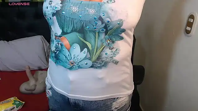 KrystalAdamsのライブXXXチャット