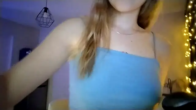 LunaPeony 即時 XXX 聊天