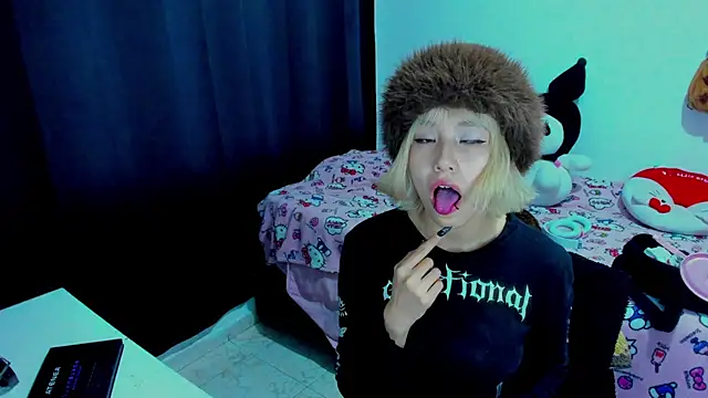 Akane-Mou 即時 XXX 聊天