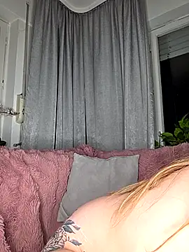 Luna_Lynn's Live XXX Chat