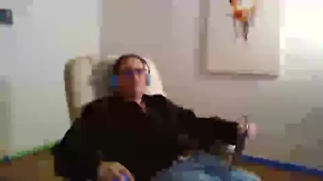 Minm666 Adlı Modelin Canlı XXX Sohbeti