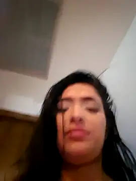 SaharQamar 现场XXX聊天