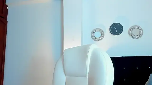 kathyajhonssのウェブカメラショー