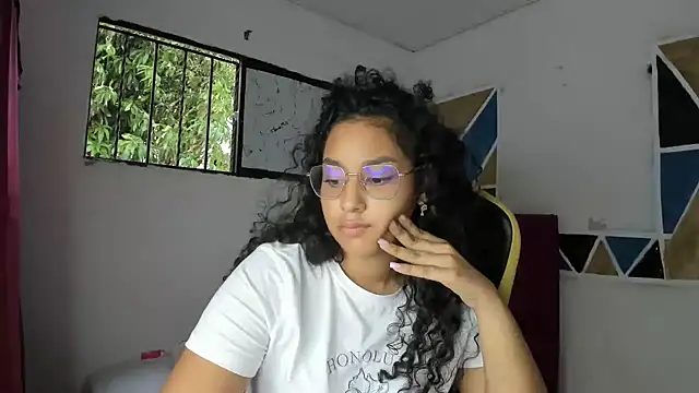 emily_stars1 웹캠 쇼