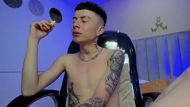 XXX chat uživo modela Nascary_Fox