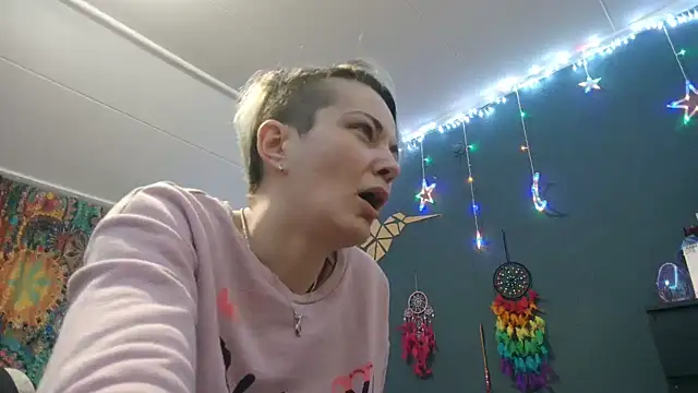 angelsdaniel_hot1 élő XXX-chatje