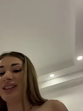 Chat XXX en directo de IsabellaEtthan