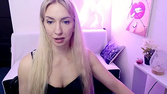Živý XXX chat Cute_Smile_Shy