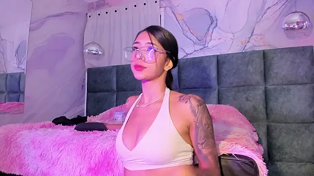 AntonellaRossi's Live XXX Chat