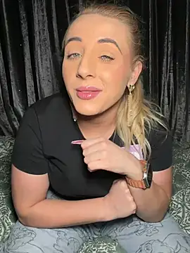 Strongqueen Chat XXX live