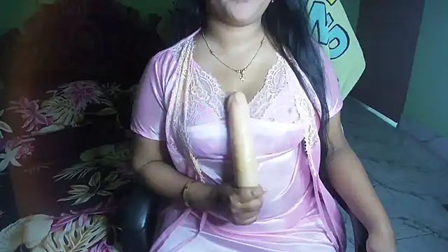 BengaliQueenStar's Live XXX Chat