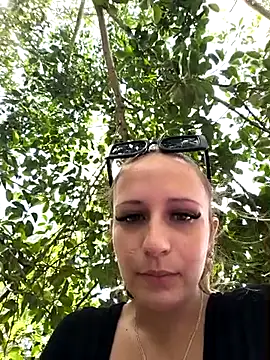 emma4xxx Show Webcam