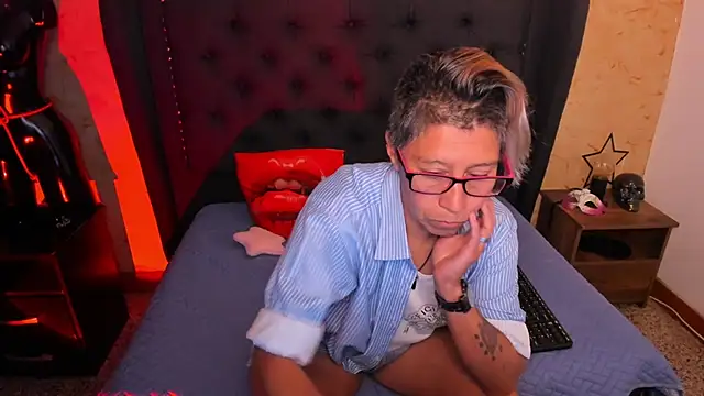 Kali_Panther 现场XXX聊天