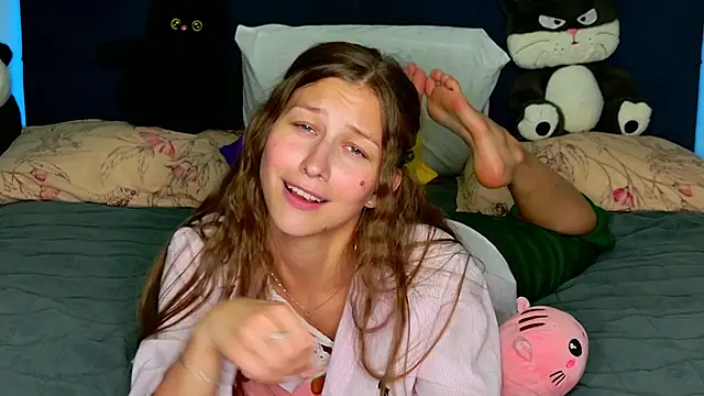 MissEmilyMiller Adlı Modelin Canlı XXX Sohbeti