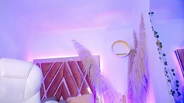 Evelyn_Thomas: απευθείας συνομιλία ΧΧΧ