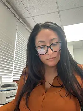 Goddessxxrosexx: διαδικτυακό σόου στην κάμερα