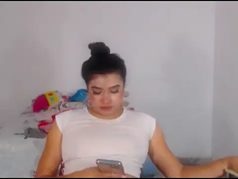 katrinawillff Chat XXX in diretta