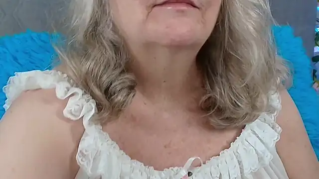 Kaitlyn_Winters live XXX chat