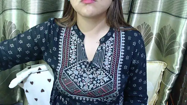 queen_angelina's Live XXX Chat