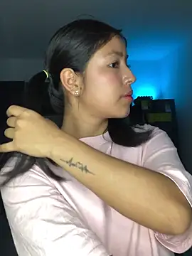 دردشة EmmaRossem الجنسية المباشرة